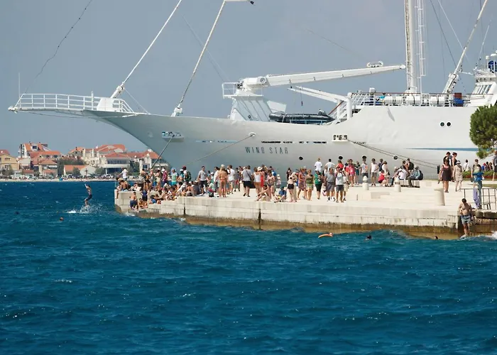 Дом отдыха Lovely In Donji Zemunik